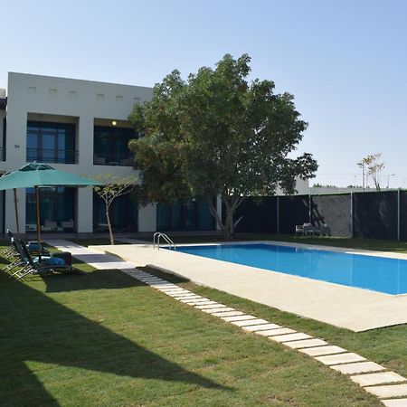 Retaj Salwa Resort & Spa Al Rayyan Exterior foto A villa in Al Reef
