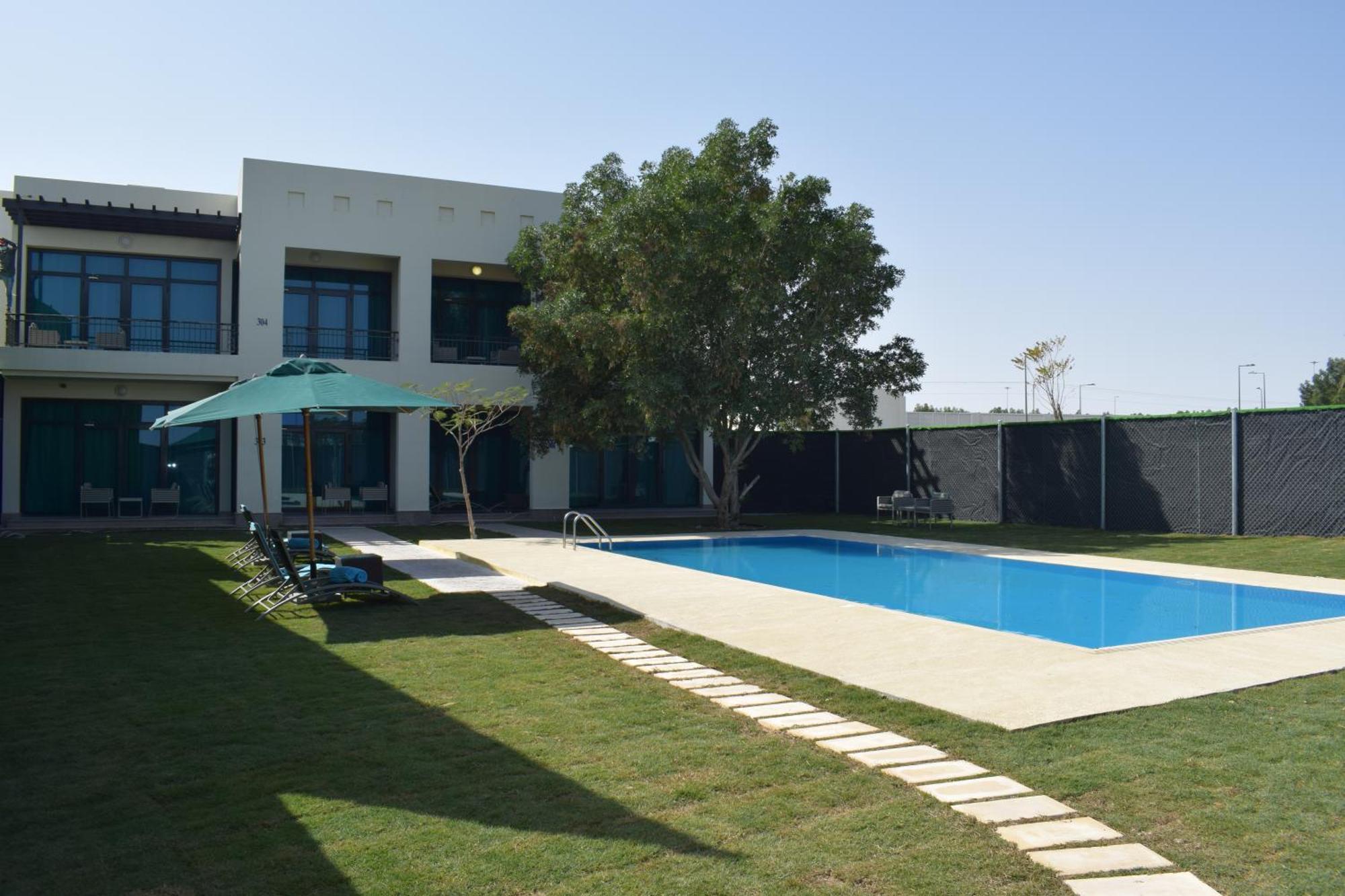 Retaj Salwa Resort & Spa Al Rayyan Exterior foto A villa in Al Reef