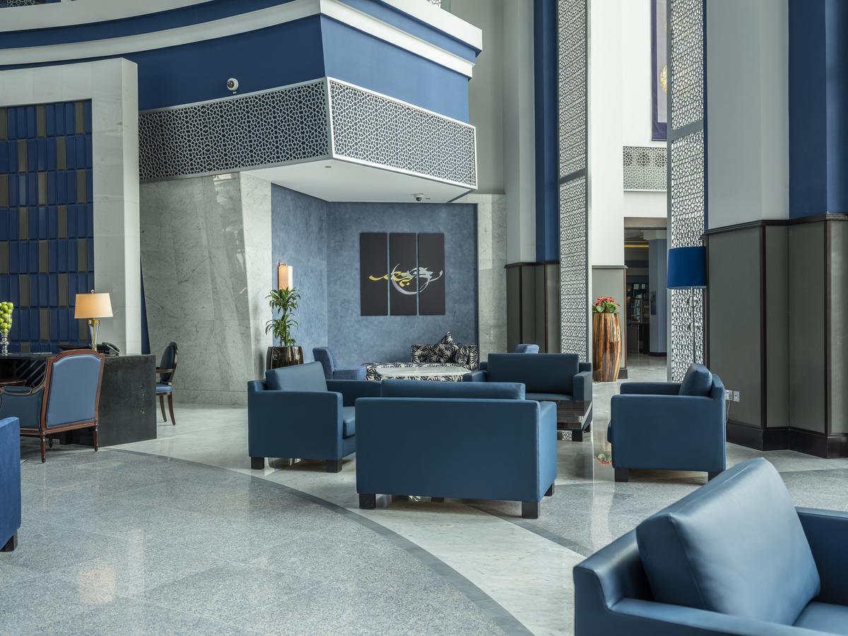 Retaj Salwa Resort & Spa Al Rayyan Exterior foto Lobby