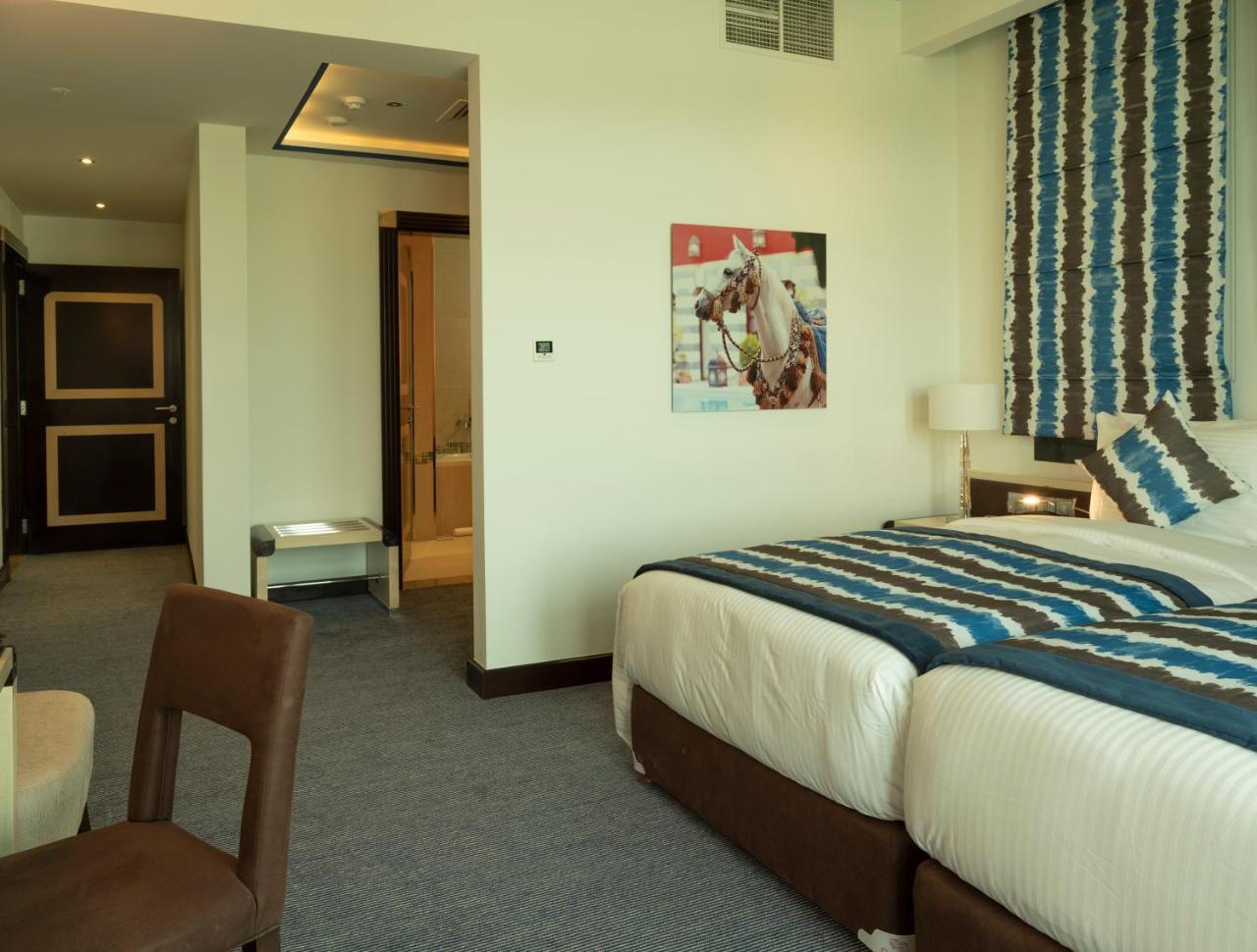 Retaj Salwa Resort & Spa Al Rayyan Exterior foto A room at the hotel