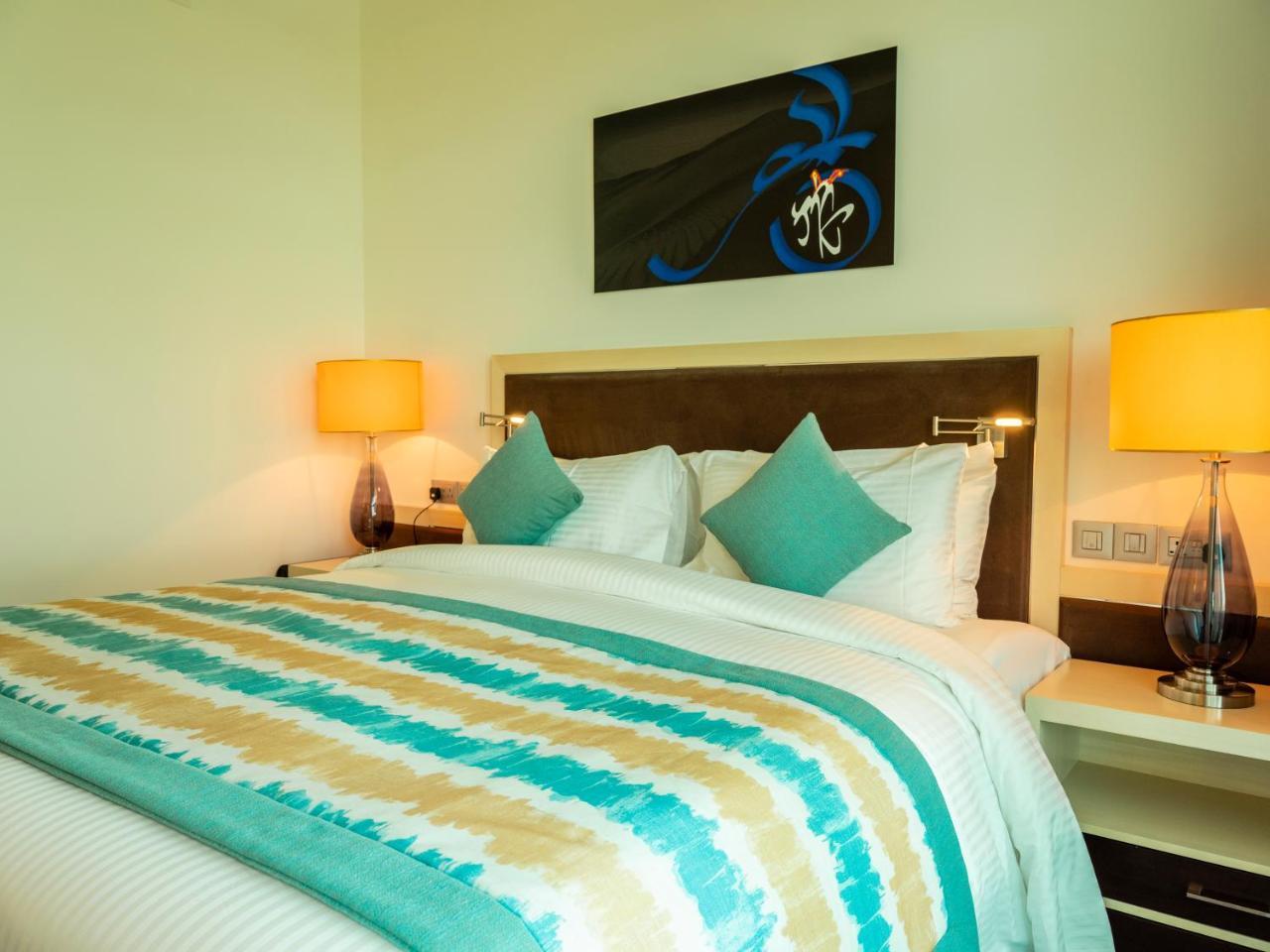 Retaj Salwa Resort & Spa Al Rayyan Exterior foto A bedroom at the hotel
